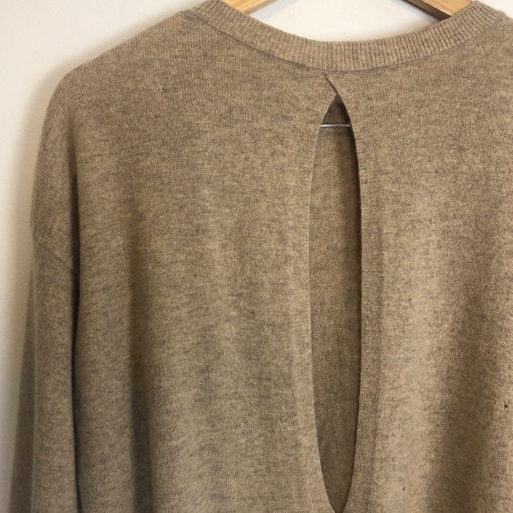 Vince Cashmere Open Back Sweater - Picture 3 of 8